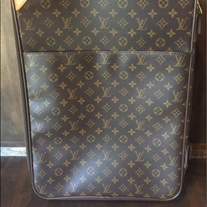 ‼️AUTHENTIC ‼️LV Suitcase- Pegase 55